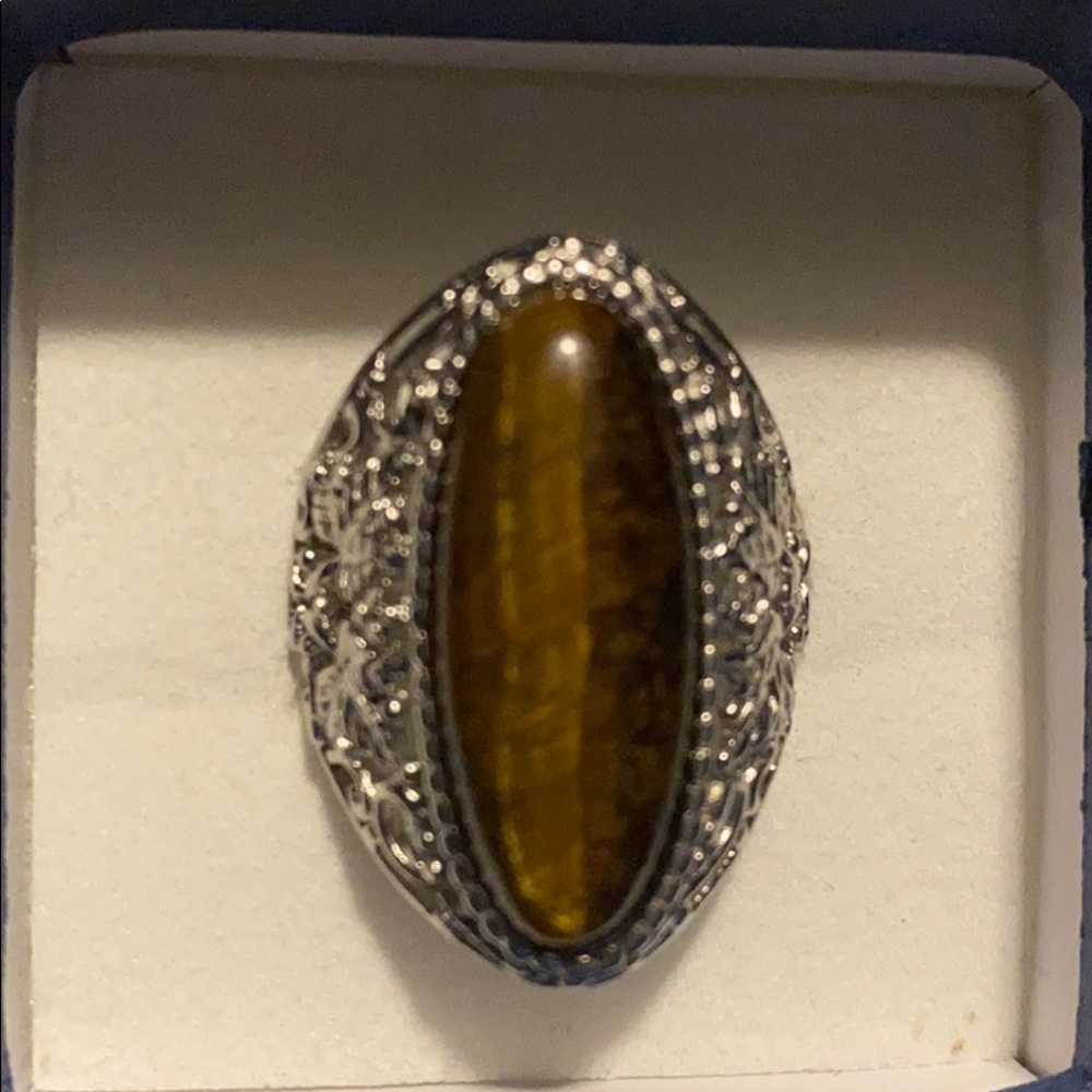 Silver tigers eye ring size 8 1/2